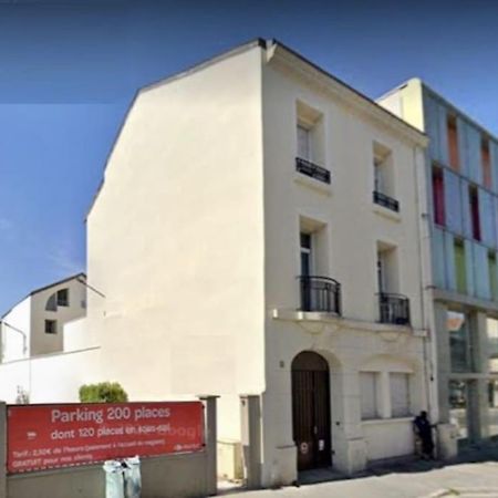 Studio A 800M De La Cathedrale رانس المظهر الخارجي الصورة